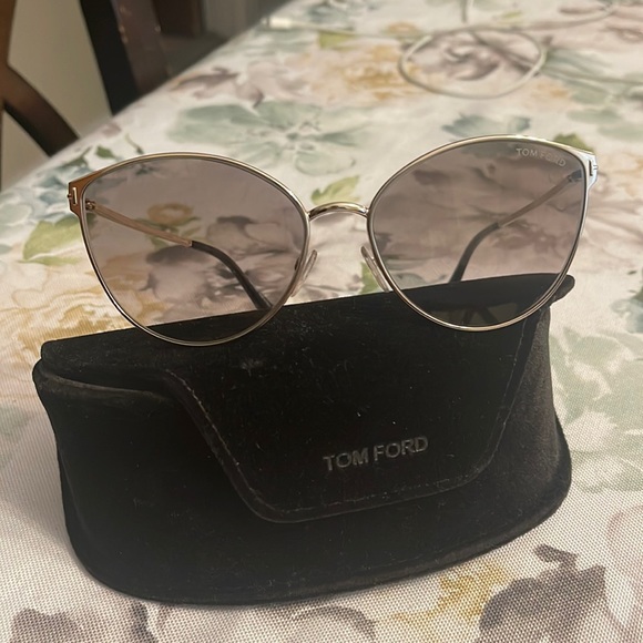 Tom ford sunglasses - Picture 1 of 5